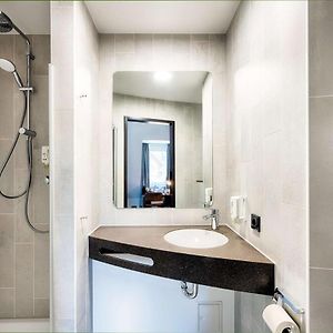 Zimmer mit zwei Einzelbetten